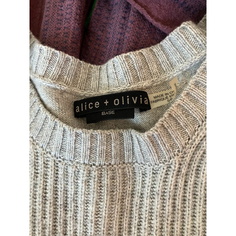 ALICE & OLIVIA wool blend sweater, great condition
